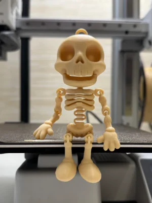 Jolly Skeleton Articulated Bouncy Flexi Rattly 3d Printable Fun Buddy 3D Baskı Modeli — Fidget Oyuncak