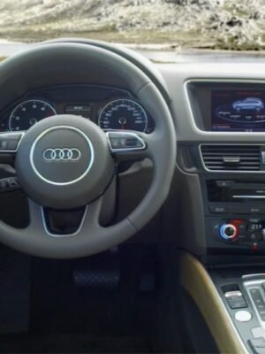Audi Q5 2013 (8R) Yüksek Detaylı İç Mekan 3D Baskı Modeli STL